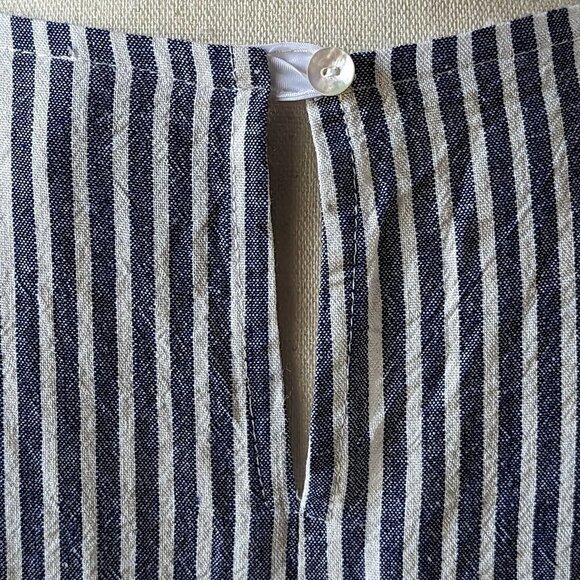 Chopin Roma blue white striped sleeveless top with buttoned keyhole back - Picture 6 of 9